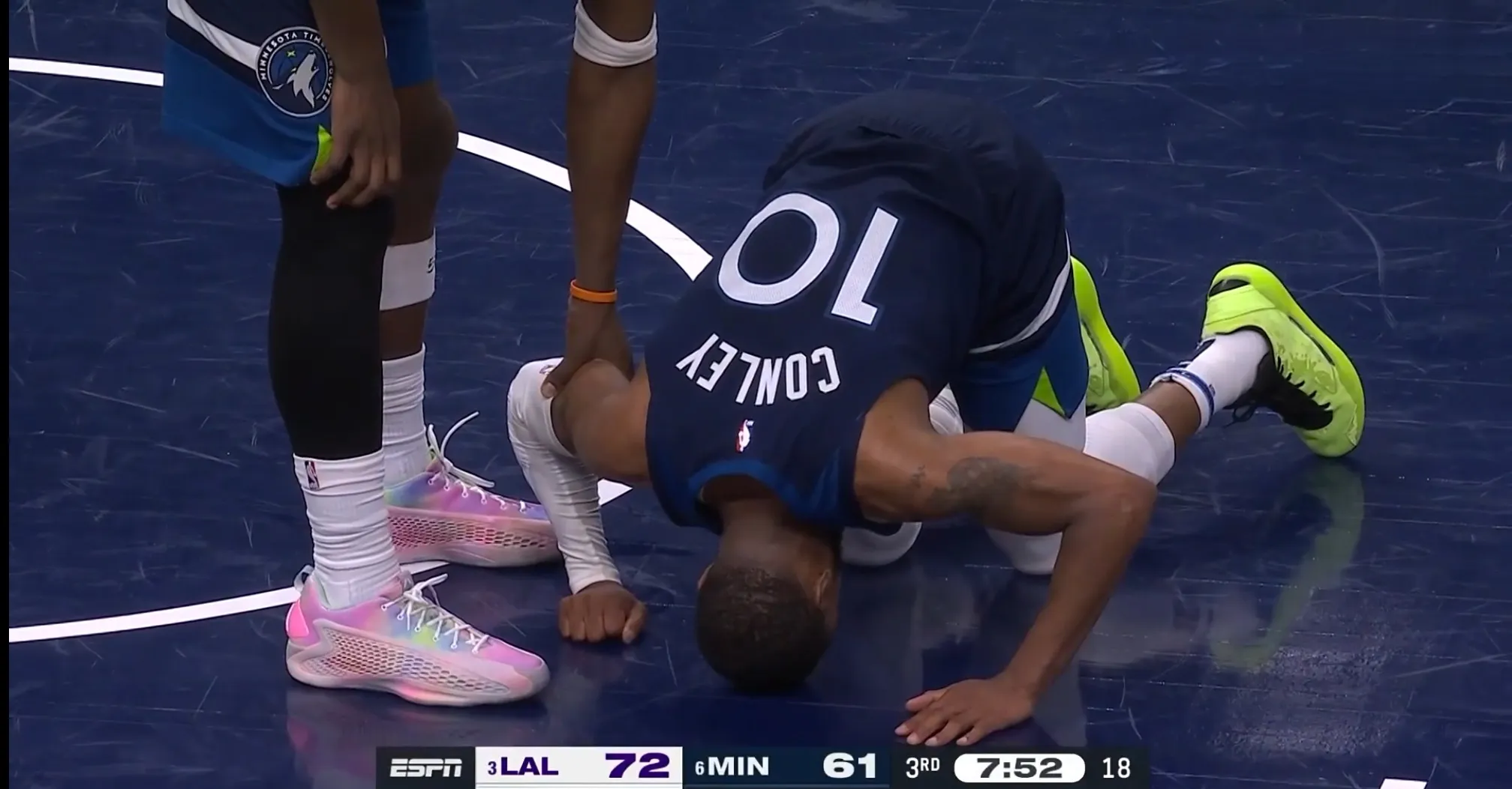 包含NBA2K选手赛后落泪,背后故事感人的词条 包含NBA2K选手赛后落泪,背后故事感人的词条