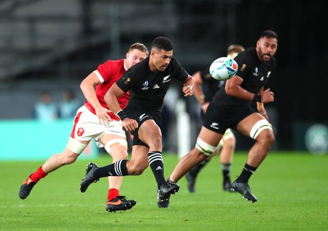 火力全开!橄榄球比赛数据创纪录 火力全开!橄榄球比赛数据创纪录