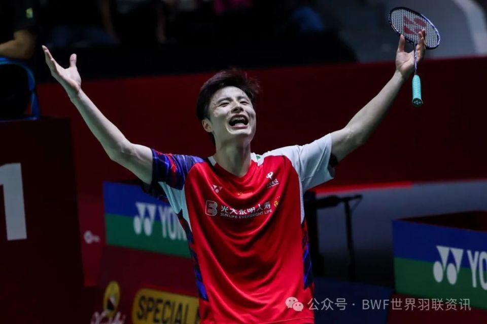 马来西亚队轻取日本队，石宇奇刷新纪录