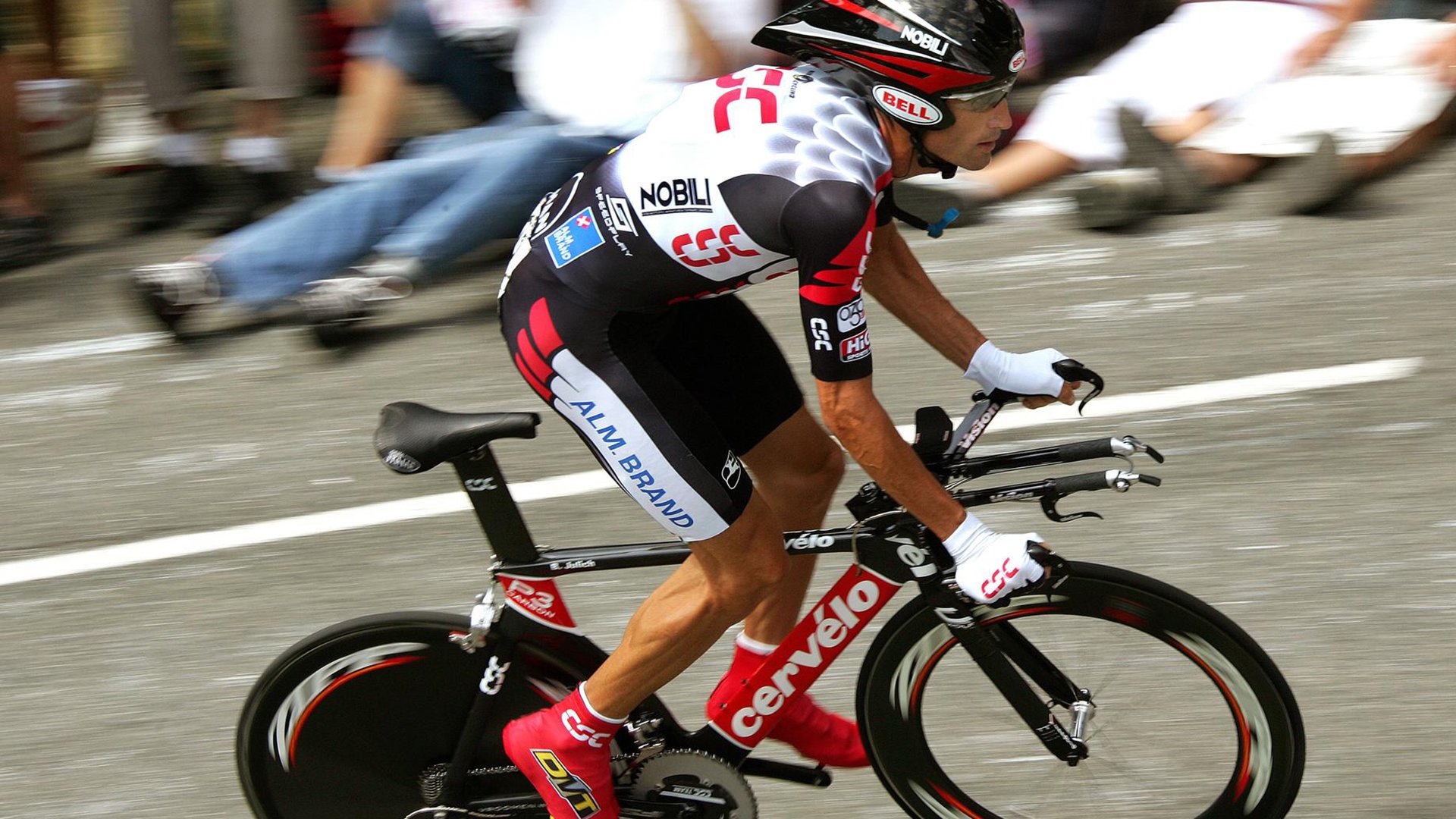 非典型舞台，终极表演，哈兰德在佛罗伦萨粉碎了几内亚什么？