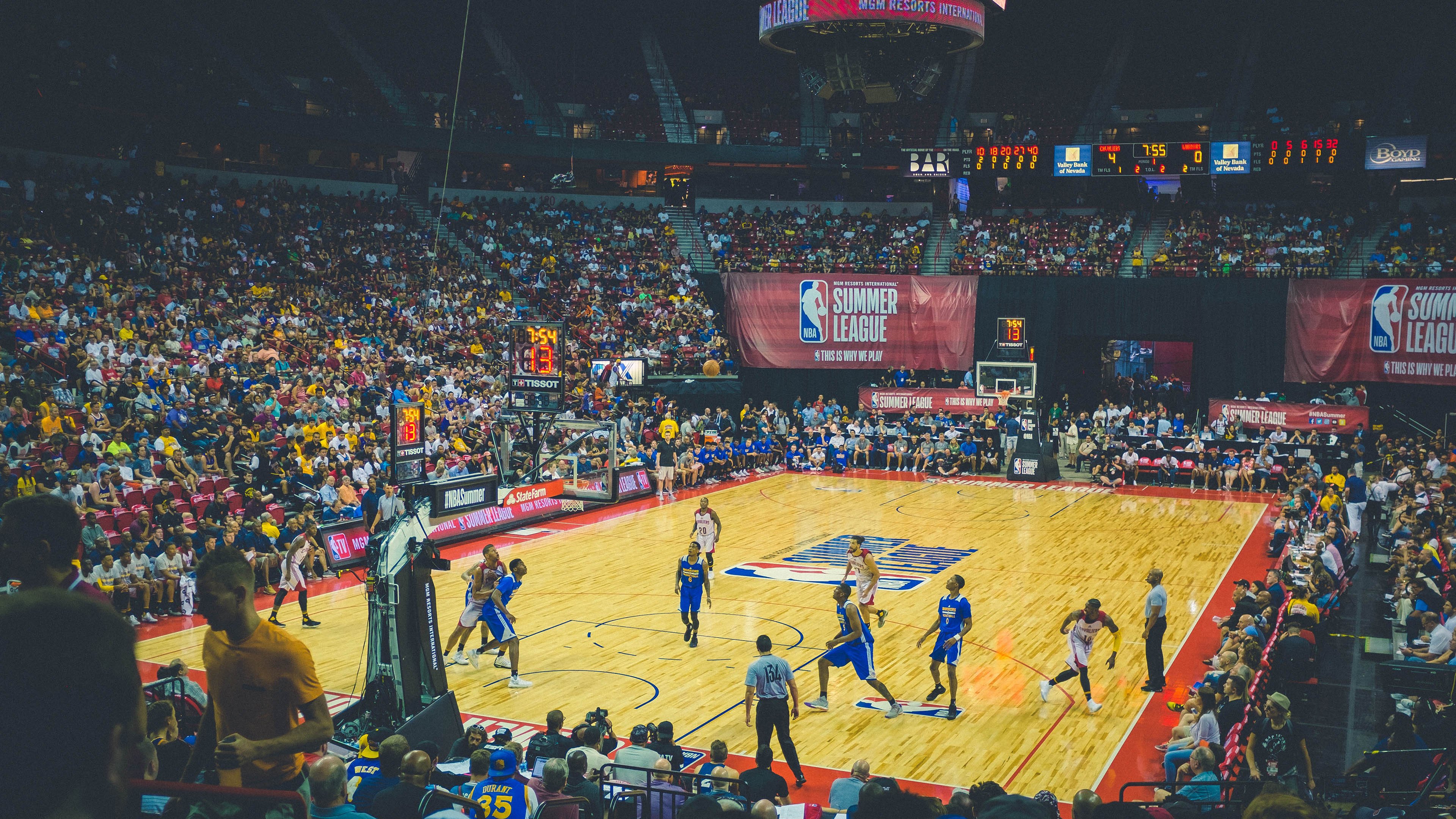 时间的盗贼,太阳如何从休斯顿偷走一场胜利,以及一个可能的未来