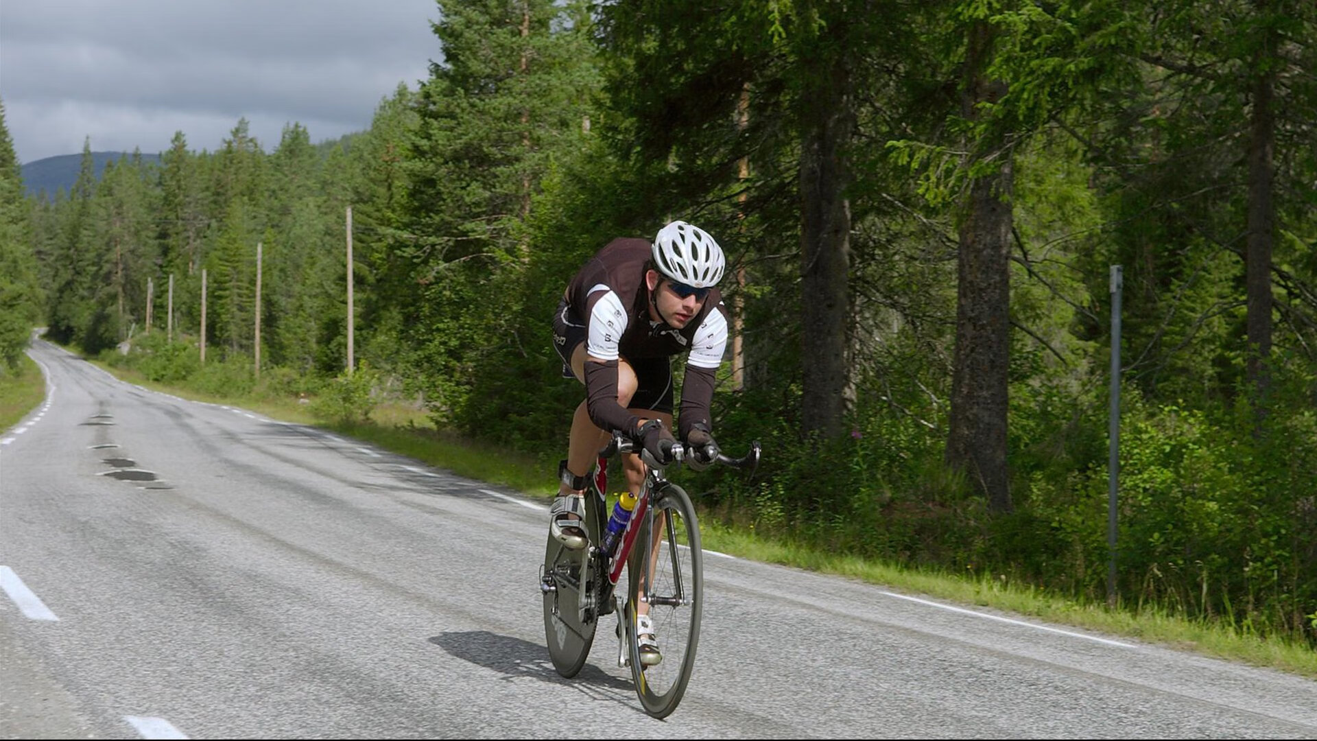东部决赛，法国一波流带走奥地利，绿茵场上的绝杀艺术