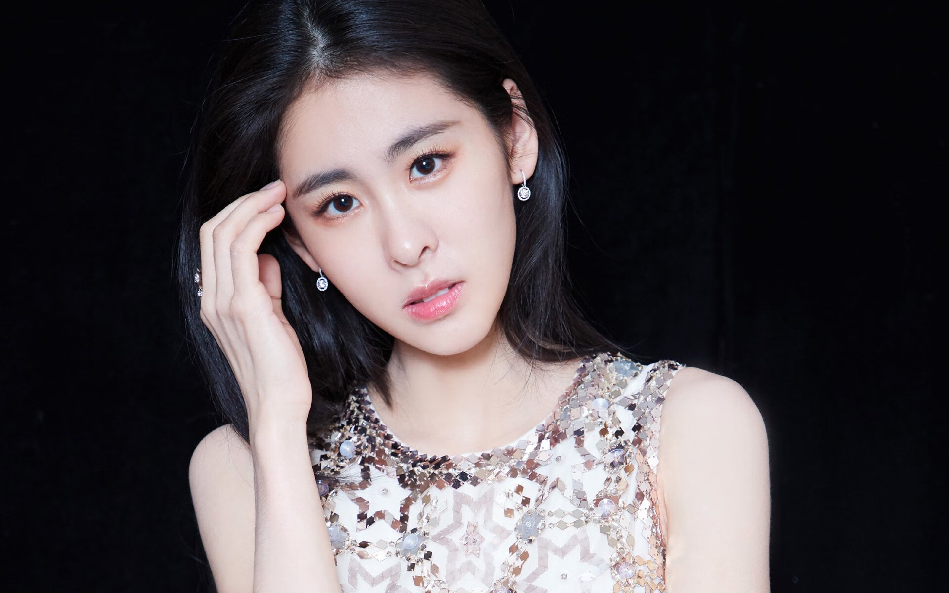 东决关键战焦点战，辽宁队用冰封铁壁的防守，锁死绿军火力