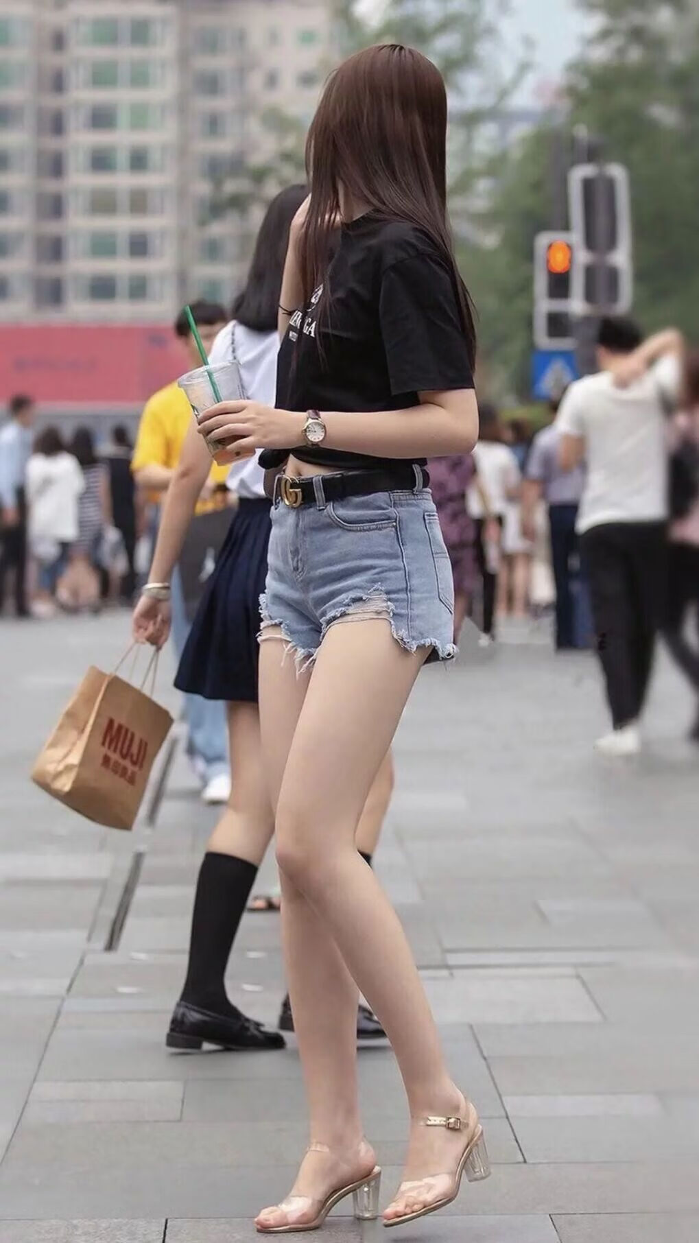 被遗忘的C组一场，当东南亚的钢铁防线，撞上智利的狂野之魂，而魔笛却在千里之外奏响